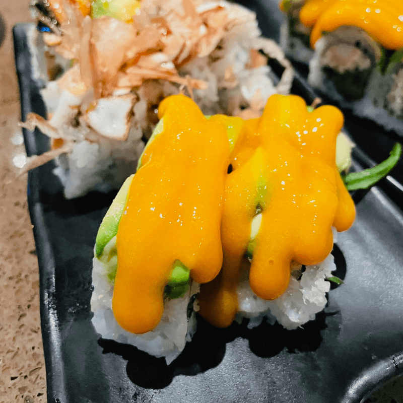 matsuda-all-you-can-eat-sushi-mango-maki