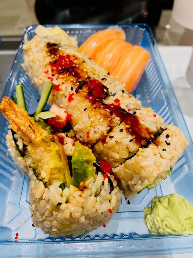 dynamite-roll-and-3-pc-salmon-sushi